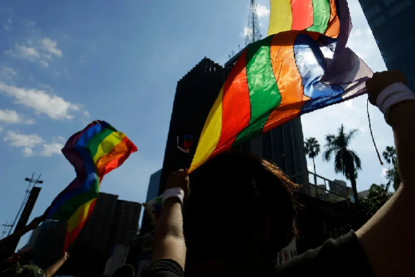 A questão LGBTQIA+ e a opção tecnológica